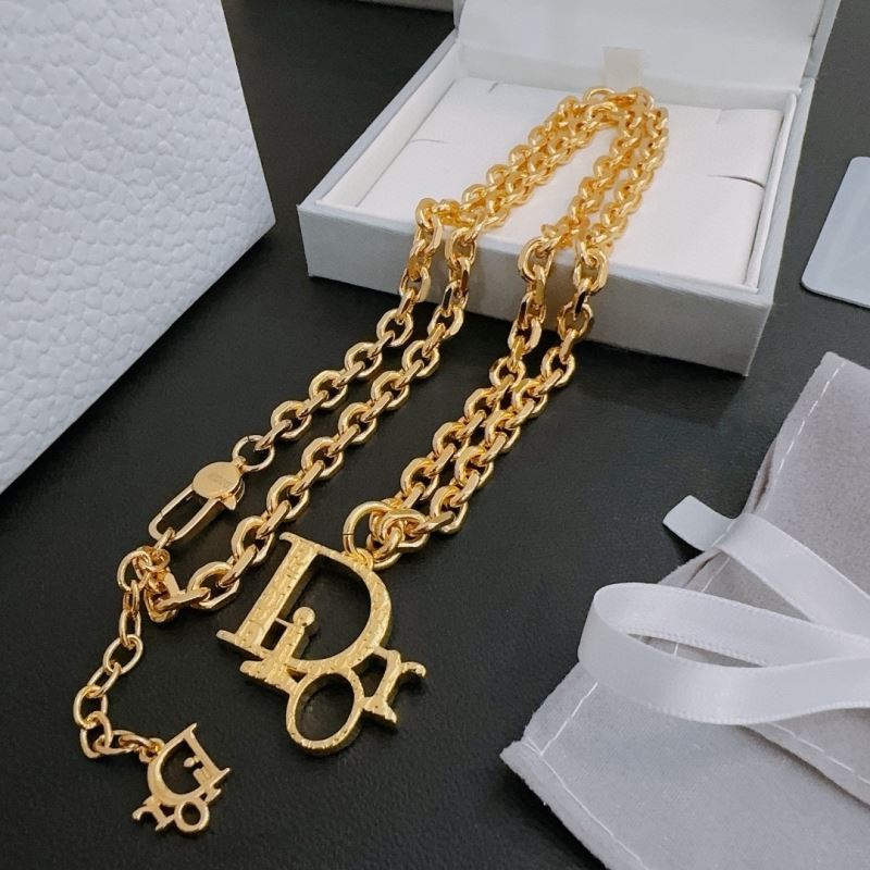 chr1st1an D10r necklaces